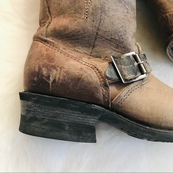 SOLD Frye Engineer 8R Oil Resistant Leather Boot - Picture 2 of 16